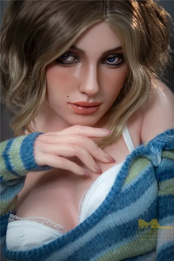 Luna 152cm (4.99ft) Silicone Sex Dolls A Cup Smooth Skin Irontech Doll S17 Head Blue Eyes European Love Doll Milf Real Dolls view 4
