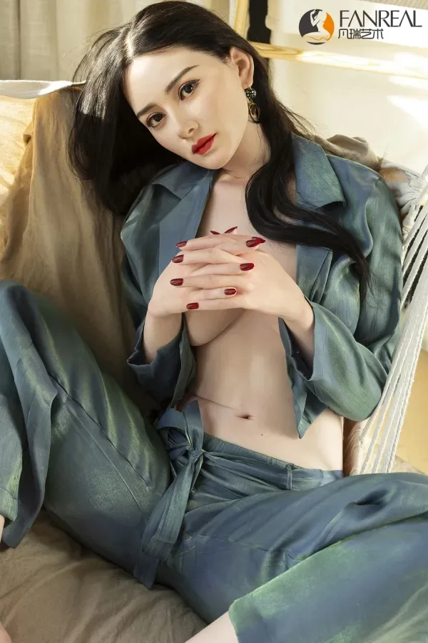 Ezra D Cup FANREAL Doll Tight Waist Silicone Sex Dolls 173cm(5.68ft) Gorgeous Lady Real Doll Adult Japanese Love Doll view 4