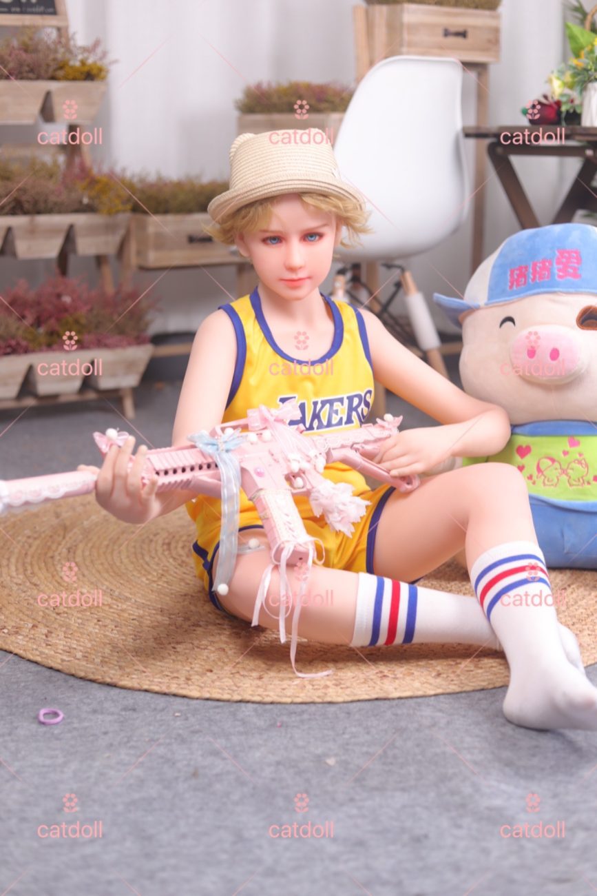 TinyDoll 133CM Ingrid Shota Doll - Image 4