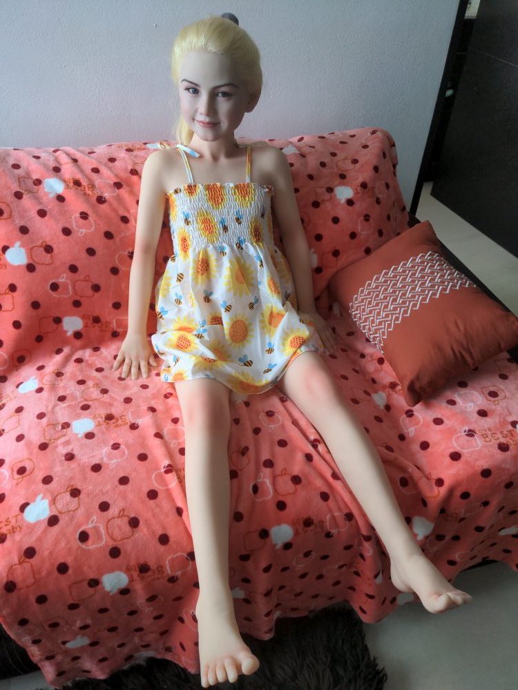 TinyDoll 126CM Alisa (TPE Body + Hard Silicone Head) Customer Photos - Image 4