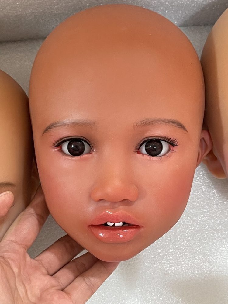 TinyDoll Sabrina Soft Silicone Head - Image 2